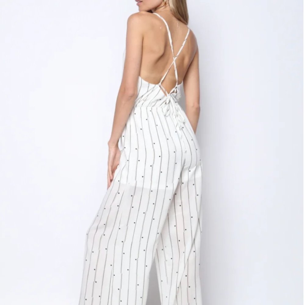 ⚪️ WHITE PENCIL STRIPES JUMPSUIT
